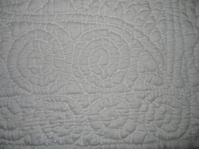2008-4 white wholecloth